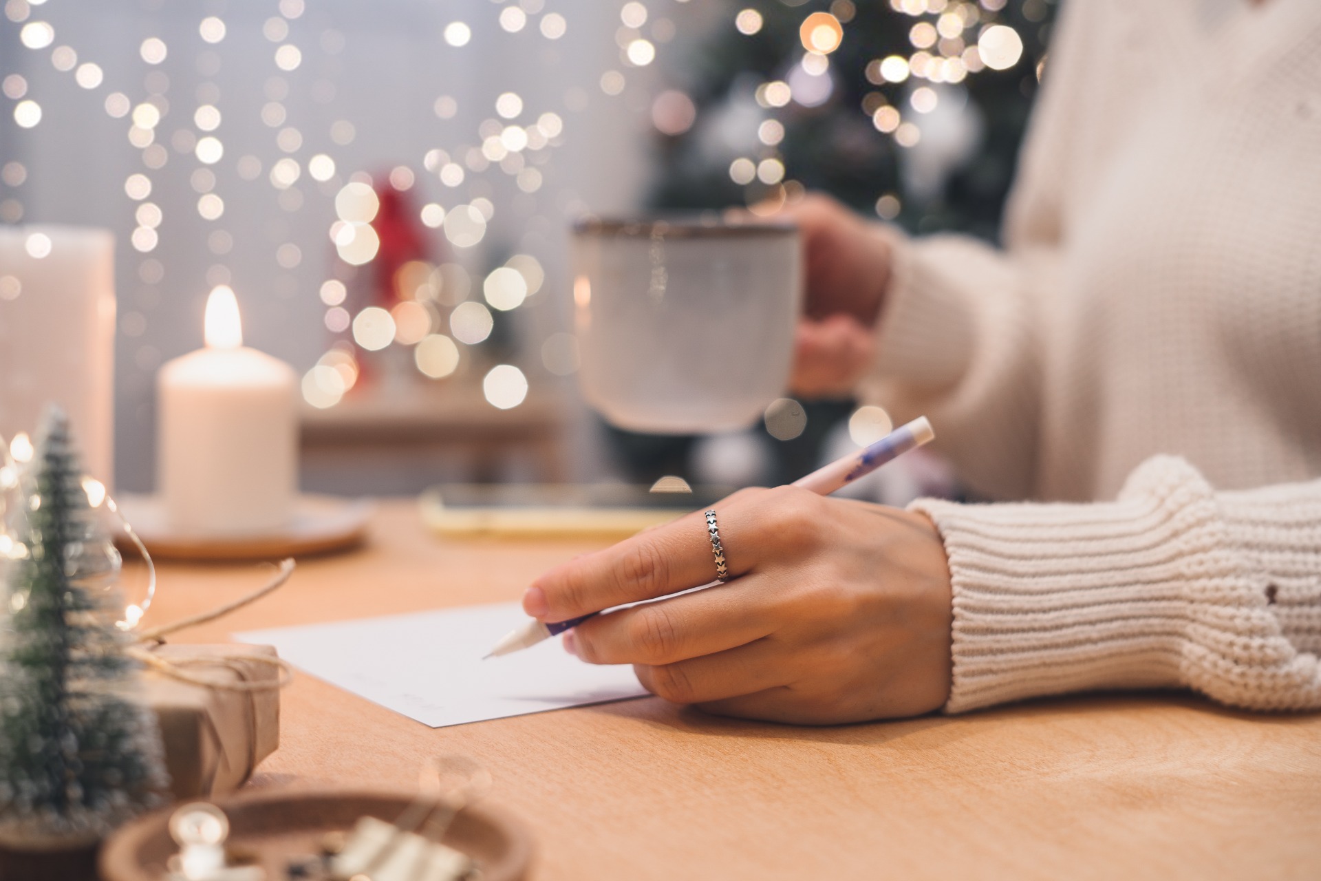 10 Smart Ways to Save Money for Christmas